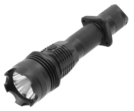 UTG VANQUISH 700 Flashlight with L.I.B.R.E 700 Lumen - Käsivalaisimet - 4717385551251 - 1