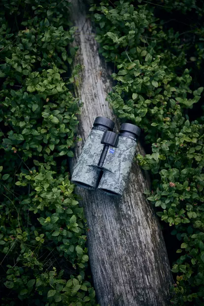 Zeiss Terra ED 10X42 Camo - Perinteiset katselukiikarit - 4047865002561 - 2