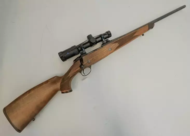 Sako 85 Bavarian 9,3x62 + Zeiss V4 - Käytetyt kiväärit - K02022 - 1