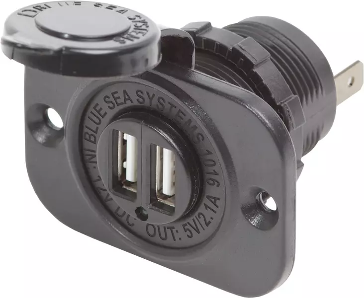 Blue Sea 2,1A Dual USB charger - Akku- ja sähkötarvikkeet - 632085010164 - 1