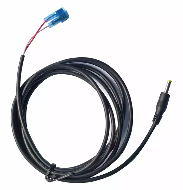 Uovision 6 V Wire Cable 2 m - riistakameran akkujohto - Riistakameratarvikkeet - 6430061580106 - 1