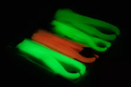 Hedron Flashabou Glow-in-the-Dark Accent Kimallekuitu - Vieheensidontamateriaali - 900453-52-405501000997 - 2