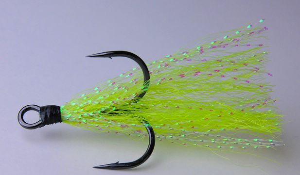 K.P UV Tail Hook FL.Yellow - Uistinkoukut - 6438239098187 - 1