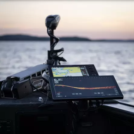 RAM D Mount for Saxa Helm Pro - Saxa-lisänäytöt kaikuluotaimille - RAMD246USAXA - 2