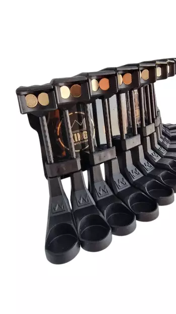 King Carbon 12 patruunanteline - Haulikoiden lipastaskut ja pidikkeet - KINGCARBON-ASSM12L - 1